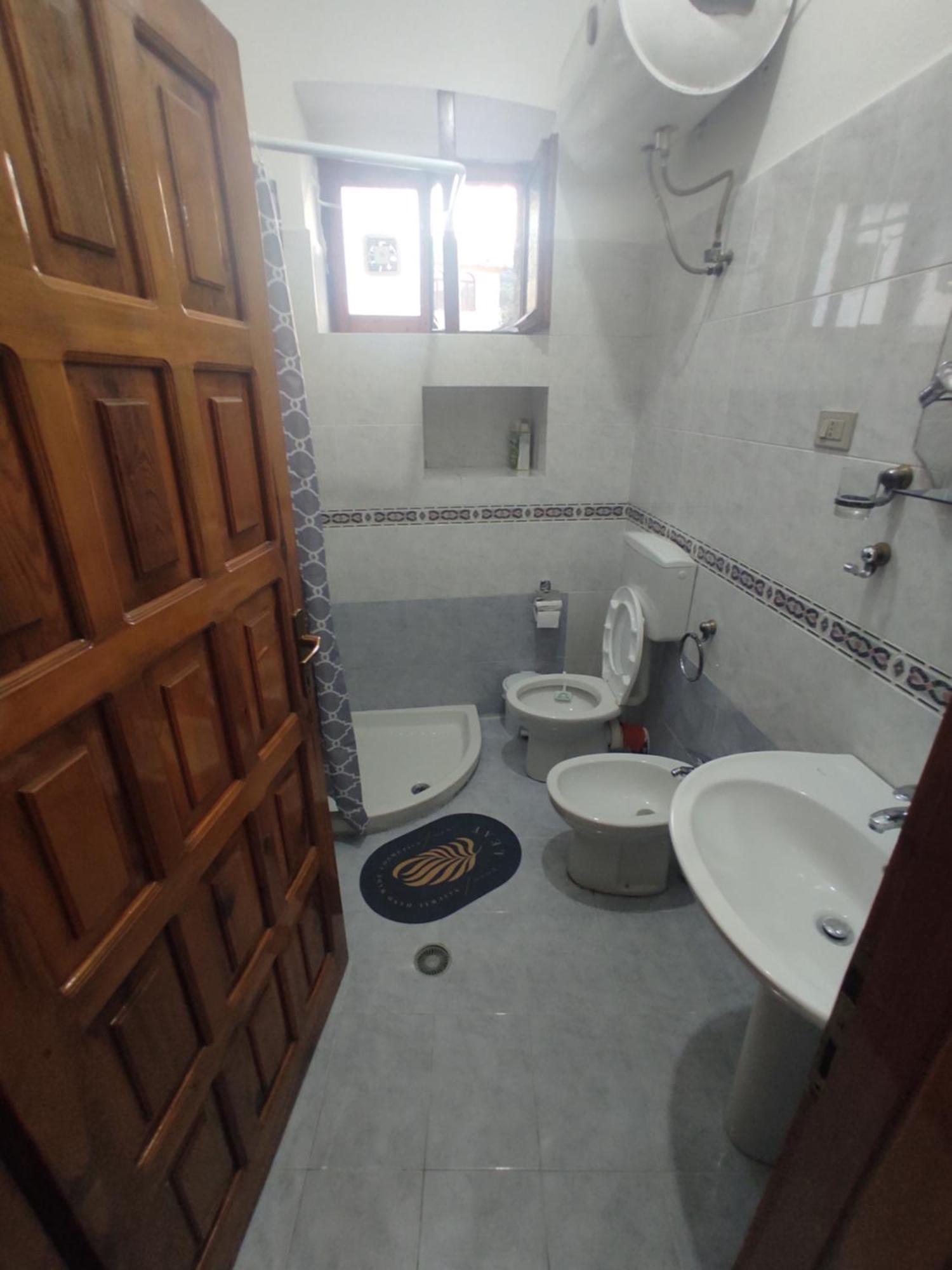 Xheison Apartment Gjirokaster Exterior photo